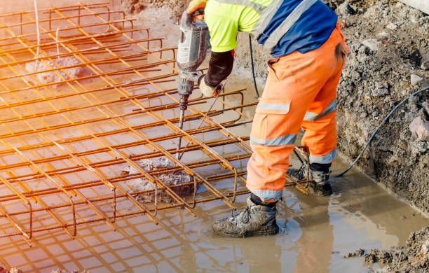 Best Concrete Slab Construction in Gibraltar, MI